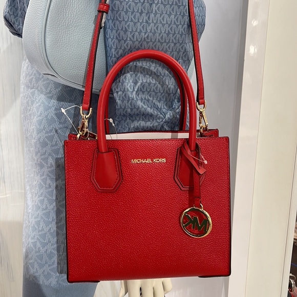 Michael Kors Mercer Medium Leather Messenger 
Flame - Picture 8 of 16